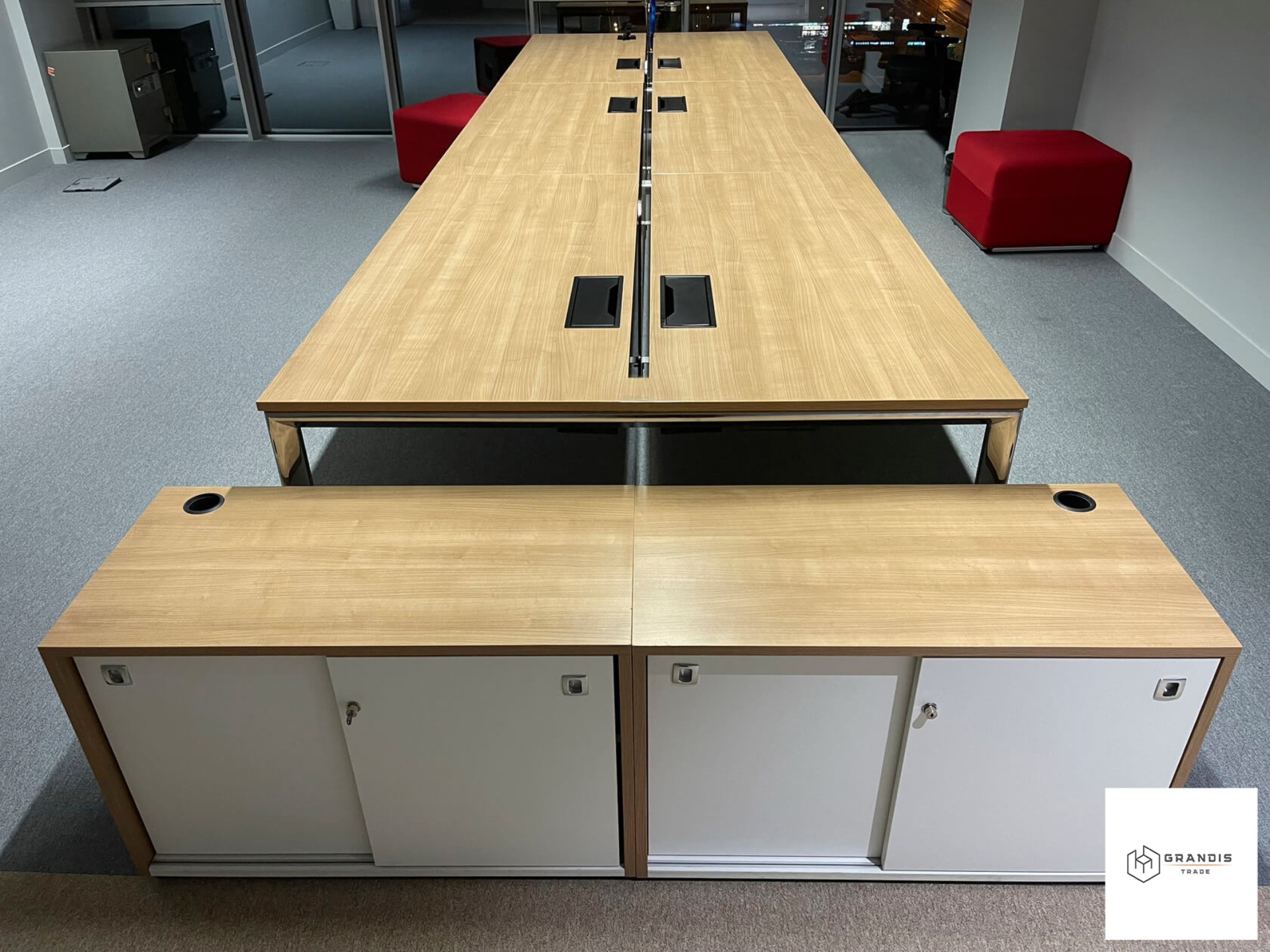 Open space z ergonomicznymi stanowiskami — zdjęcie 4