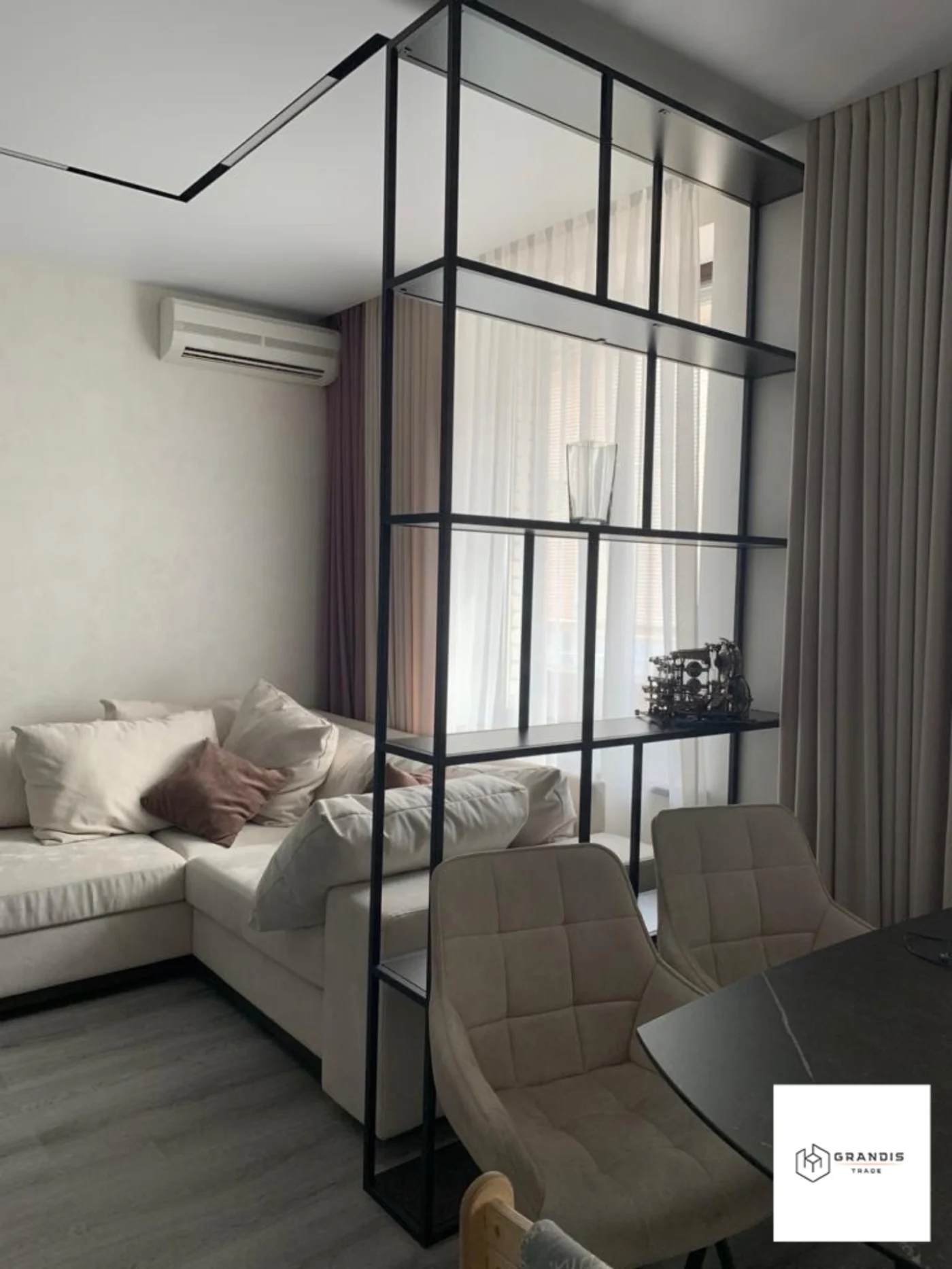 Metalowe regały loft — zdjęcie 3
