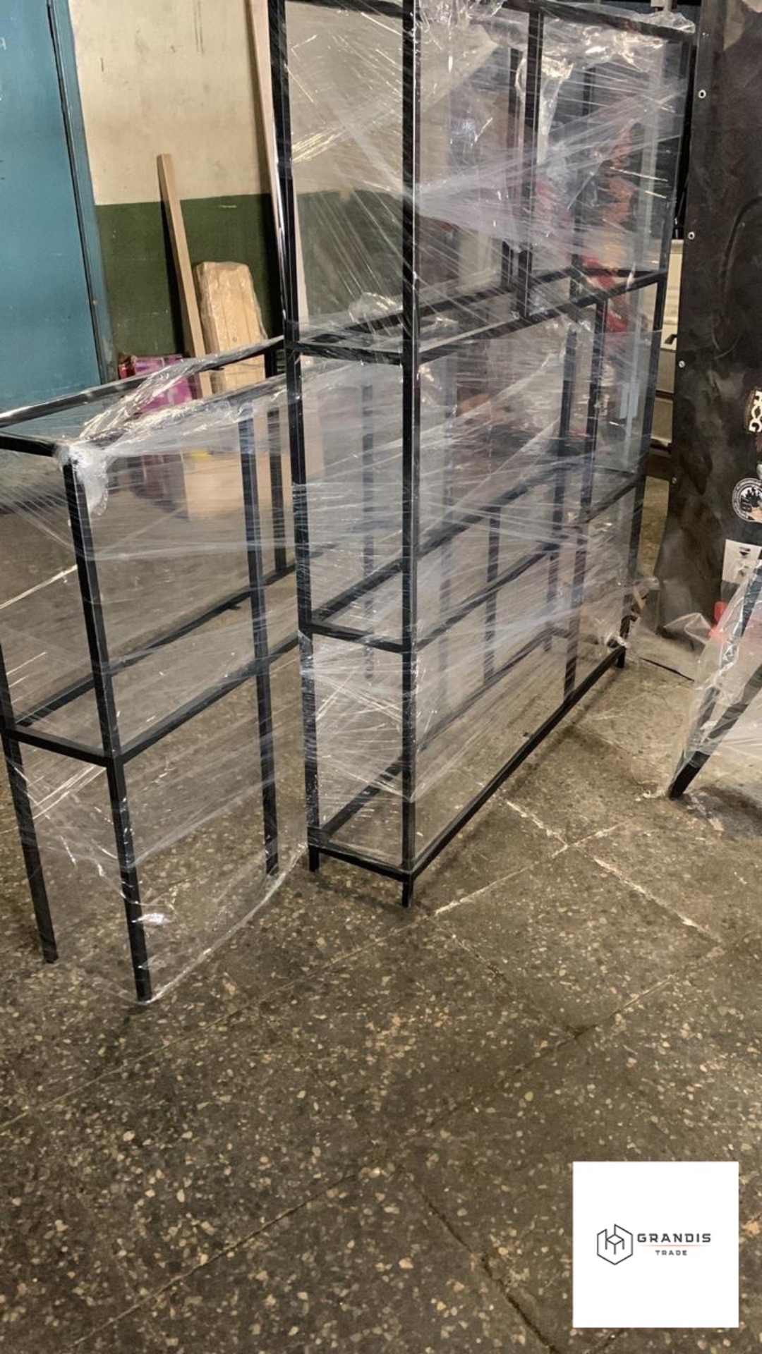 Metalowe regały loft — zdjęcie 2